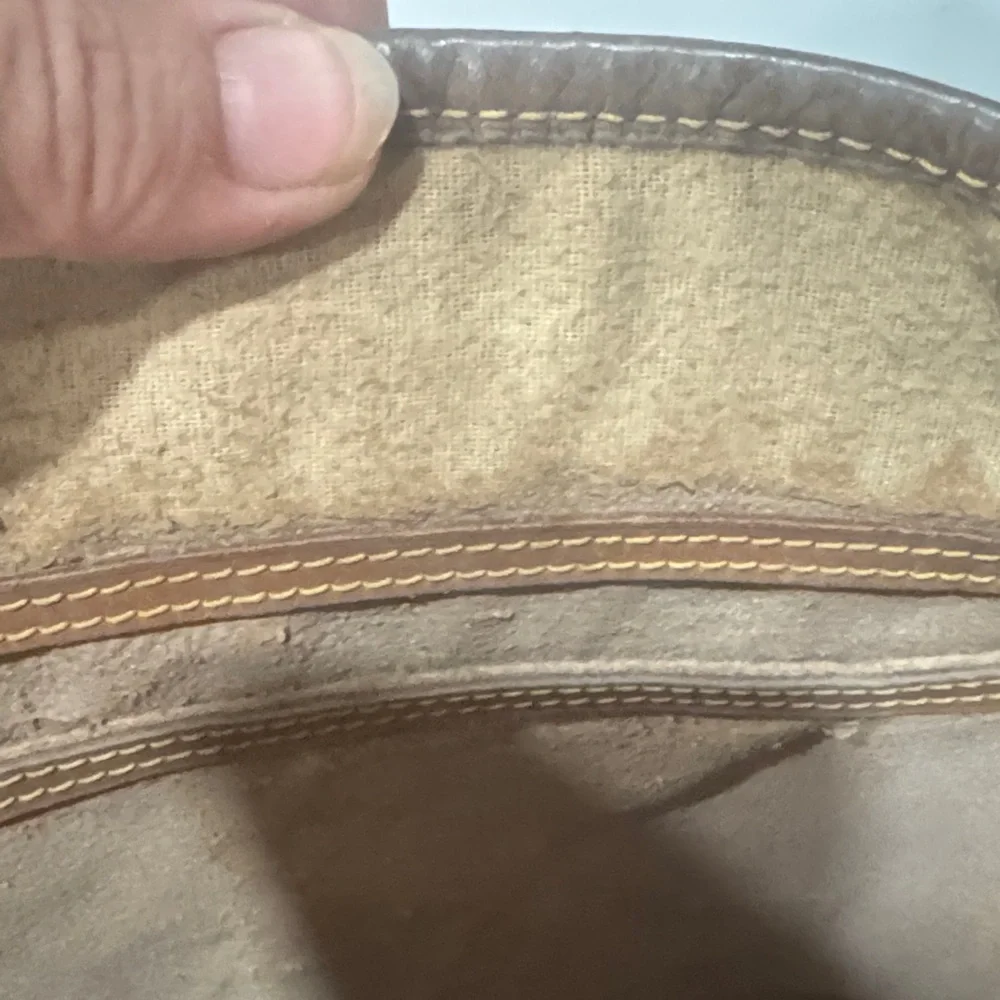 Louis Vuitton Monogram Bucket Bag – Vintage LV Shoulder Tote